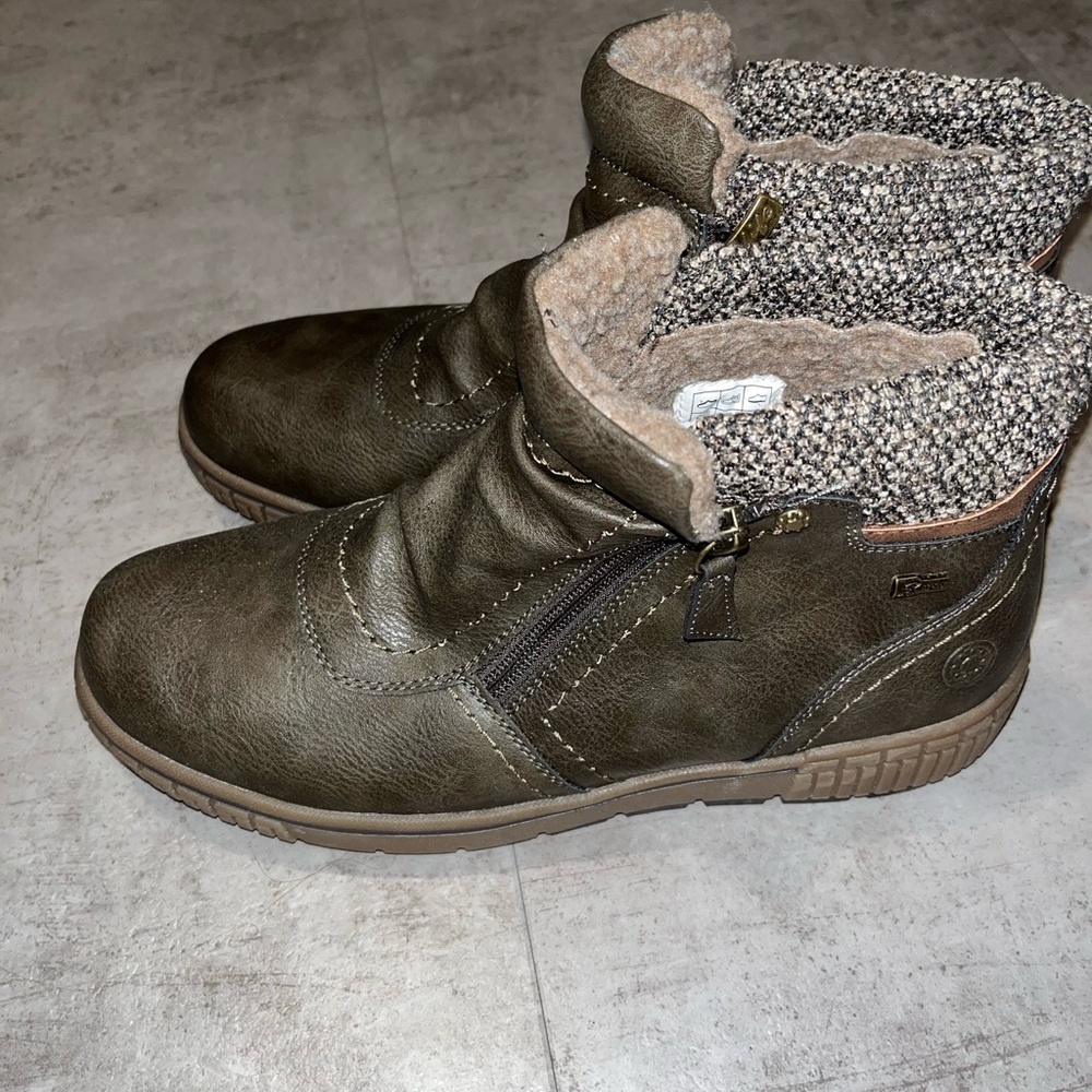 Rolife winter ankle boots size 39 EU
